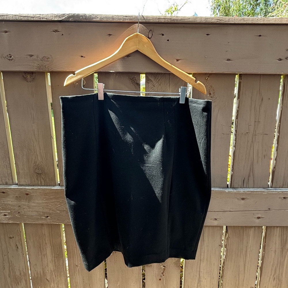 🎉NWT🎉 Express Black Pencil Skirt